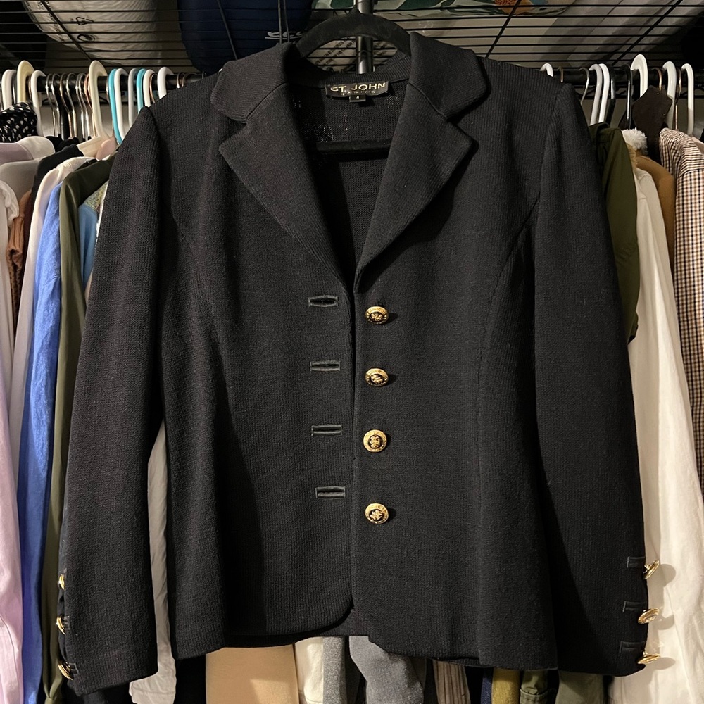St. John Elegant Black Sweater Blazer with Signature Gold Buttons Women's Size 4